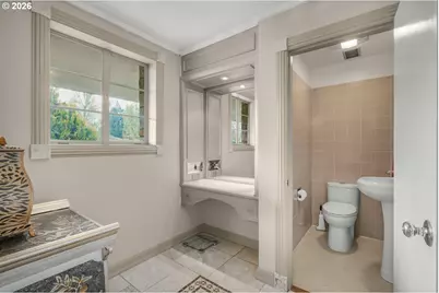 710 N Molalla Ave, Molalla, OR 97038 - Photo 35