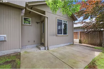 1961 Adelman Loop, Eugene, OR 97402 - Photo 31