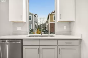 181 NW Mawrcrest Ave, Gresham, OR 97030 - Photo 11