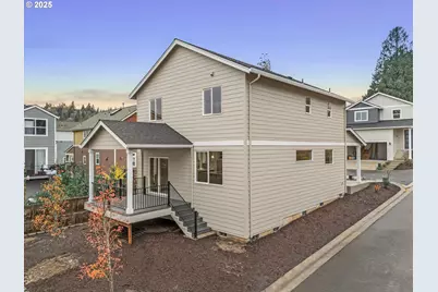 181 NW Mawrcrest Ave, Gresham, OR 97030 - Photo 3