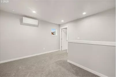 181 NW Mawrcrest Ave, Gresham, OR 97030 - Photo 27