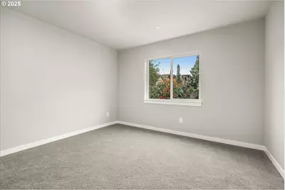 181 NW Mawrcrest Ave, Gresham, OR 97030 - Photo 29