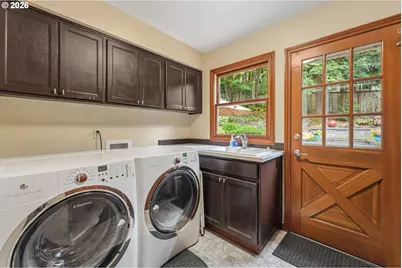 2525 Bree Ct, Lake Oswego, OR 97034 - Photo 17
