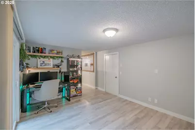 1394 Hayward St, Salem, OR 97306 - Photo 23