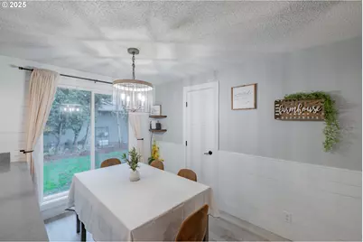 1394 Hayward St, Salem, OR 97306 - Photo 13