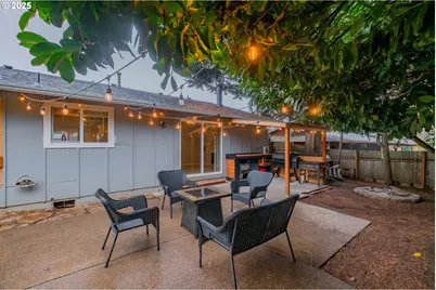 1394 Hayward St, Salem, OR 97306 - Photo 39