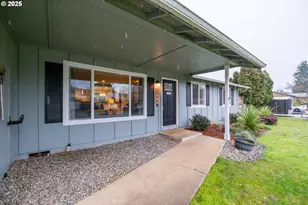 1394 Hayward St, Salem, OR 97306 - Photo 3