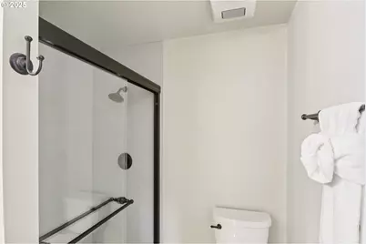 6503 NE 68th St, Vancouver, WA 98661 - Photo 25