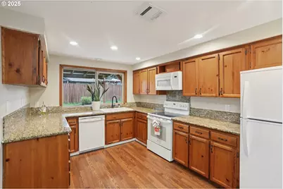 6503 NE 68th St, Vancouver, WA 98661 - Photo 17