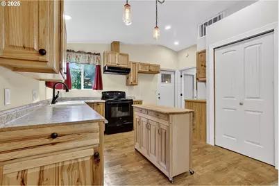 17475 S Potter Rd, Oregon City, OR 97045 - Photo 7