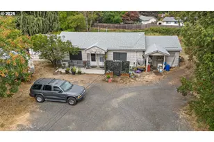 233 Spring Creek Dr, Eugene, OR 97404 - Photo 5