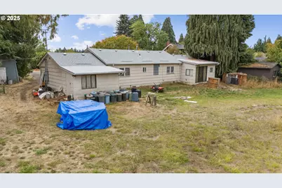 233 Spring Creek Dr, Eugene, OR 97404 - Photo 7