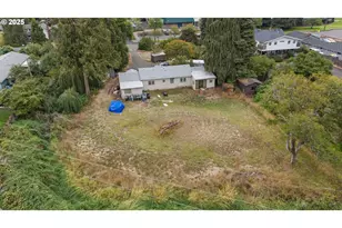 233 Spring Creek Dr, Eugene, OR 97404 - Photo 9