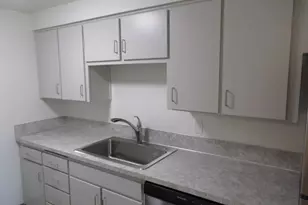 4541 Chippewa Ct, Salem, OR 97317 - Photo 5