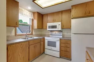14859 NE Sacramento St, Portland, OR 97230 - Photo 11