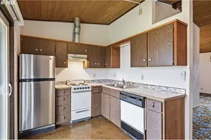 2778 20th St, Springfield, OR 97477 - Photo 19