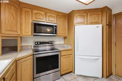 2778 20th St, Springfield, OR 97477 - Photo 7