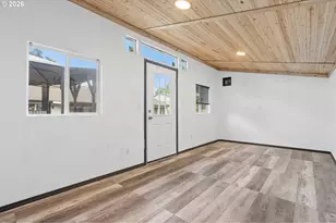 6408 SE Lois St, Hillsboro, OR 97003 - Photo 33