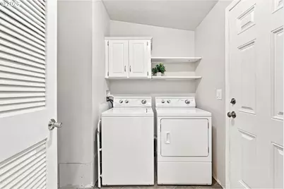 2304 SW Rose Ct #49, Troutdale, OR 97060 - Photo 25