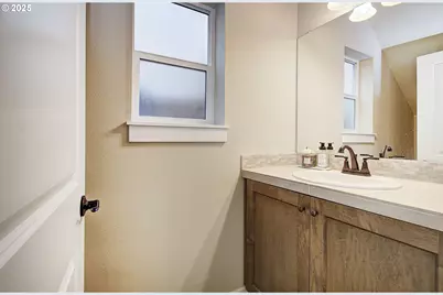 7201 S 13th St, Ridgefield, WA 98642 - Photo 7