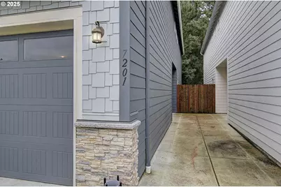 7201 S 13th St, Ridgefield, WA 98642 - Photo 3