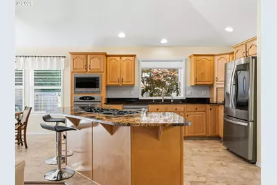 1738 NW 38th Ave, Camas, WA 98607 - Photo 13