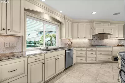 5918 Crystal Ct SE, Salem, OR 97306 - Photo 11