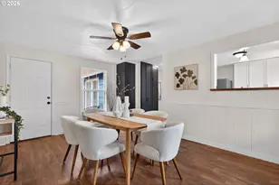 210 SE 218th Ave, Gresham, OR 97030 - Photo 11