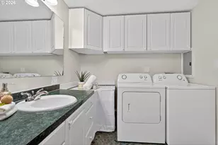 210 SE 218th Ave, Gresham, OR 97030 - Photo 21