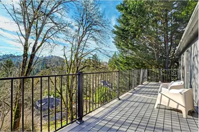 1812 SW High St, Portland, OR 97201 - Photo 15