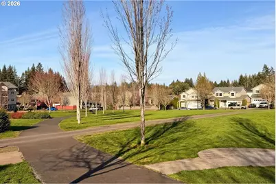 38545 Cascadia Village Dr, Sandy, OR 97055 - Photo 35