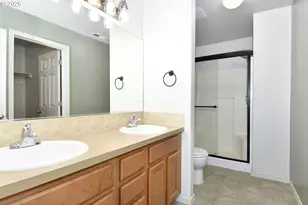 38545 Cascadia Village Dr, Sandy, OR 97055 - Photo 23