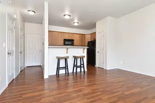 38545 Cascadia Village Dr, Sandy, OR 97055 - Photo 5