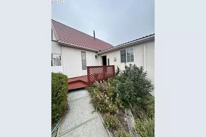 235 Rock St, Heppner, OR 97836 - Photo 3