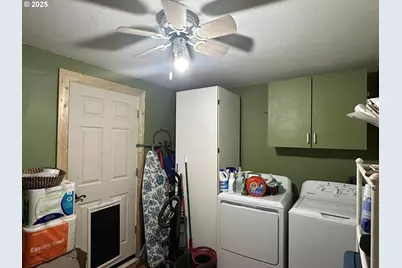 235 Rock St, Heppner, OR 97836 - Photo 9