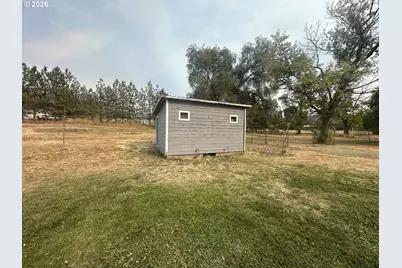 1107 Jasper St, Cove, OR 97824 - Photo 3