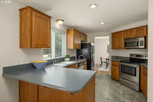 9610 SW 47th Ave, Portland, OR 97219 - Photo 7