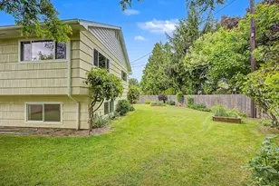 1934 SE 155th Pl, Portland, OR 97233 - Photo 43