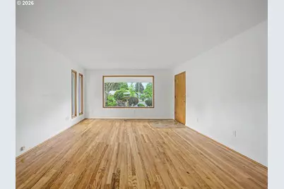 1934 SE 155th Pl, Portland, OR 97233 - Photo 7