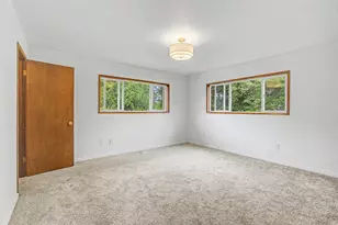 1934 SE 155th Pl, Portland, OR 97233 - Photo 19