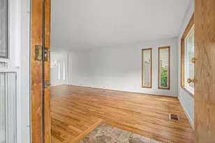 1934 SE 155th Pl, Portland, OR 97233 - Photo 5