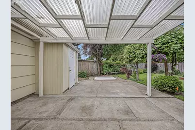 1934 SE 155th Pl, Portland, OR 97233 - Photo 43