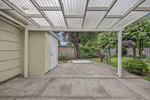 1934 SE 155th Pl, Portland, OR 97233 - Photo 43