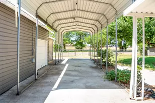 36162 Railroad St, Crabtree, OR 97335 - Photo 7