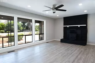 36162 Railroad St, Crabtree, OR 97335 - Photo 15