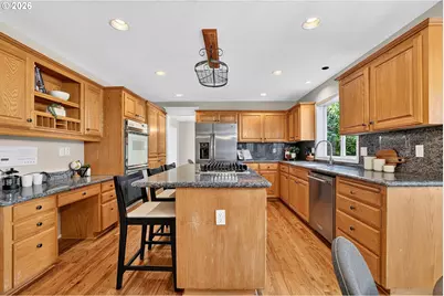 15117 SW Highpoint Dr, Sherwood, OR 97140 - Photo 11