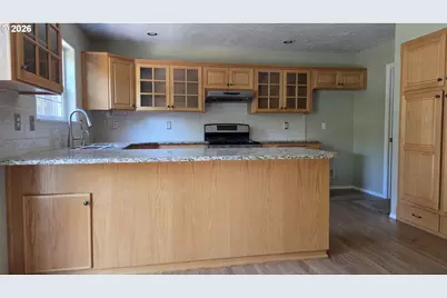 2419 NW Anthony Ct, McMinnville, OR 97128 - Photo 21