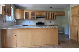 2419 NW Anthony Ct, McMinnville, OR 97128 - Photo 21