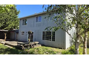 2419 NW Anthony Ct, McMinnville, OR 97128 - Photo 9