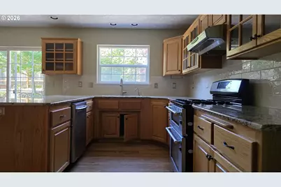 2419 NW Anthony Ct, McMinnville, OR 97128 - Photo 23